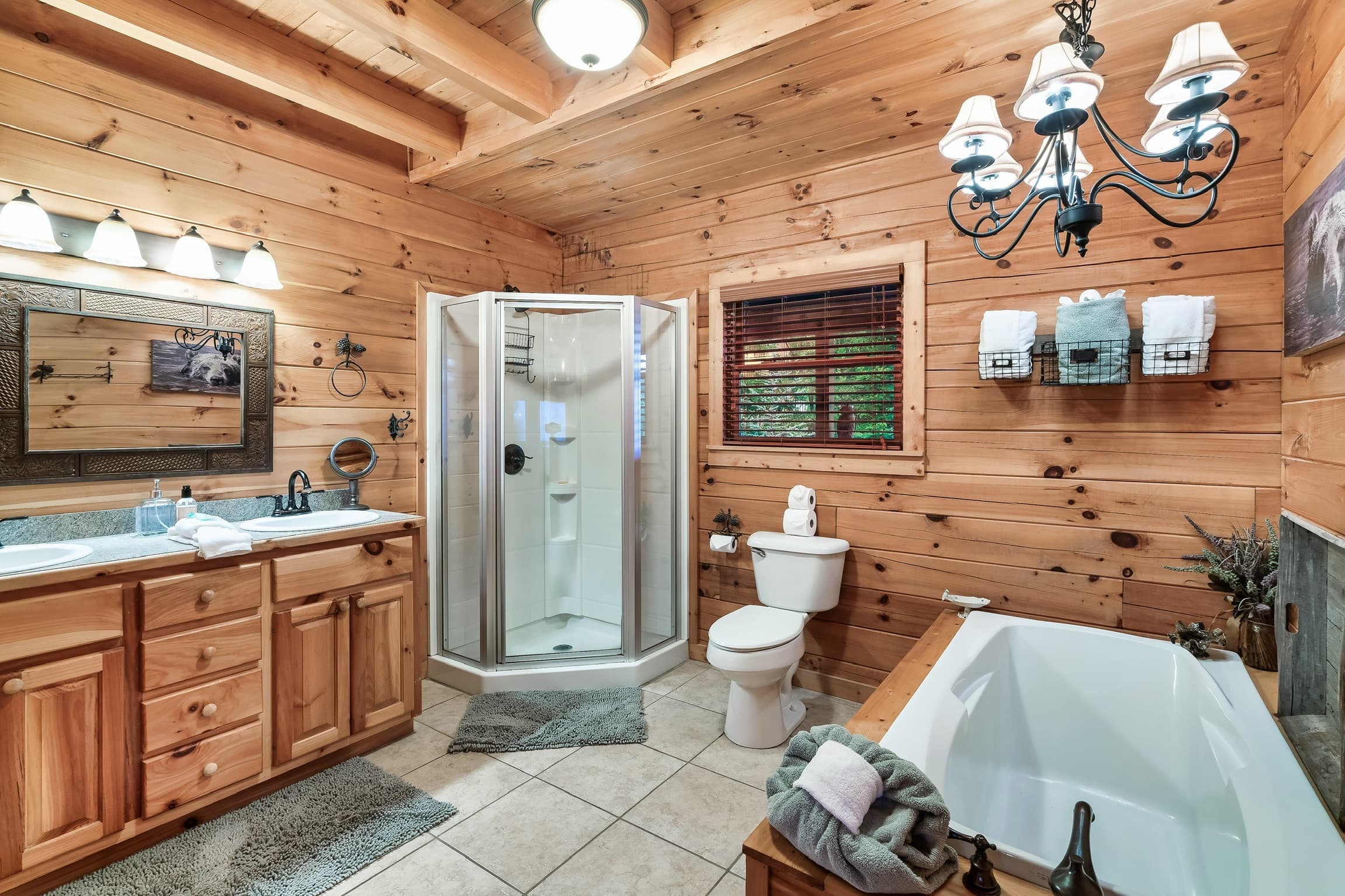 Heaven's Edge luxury cabin at Cobbly Nob Resort, Gatlinburg — photo 16
