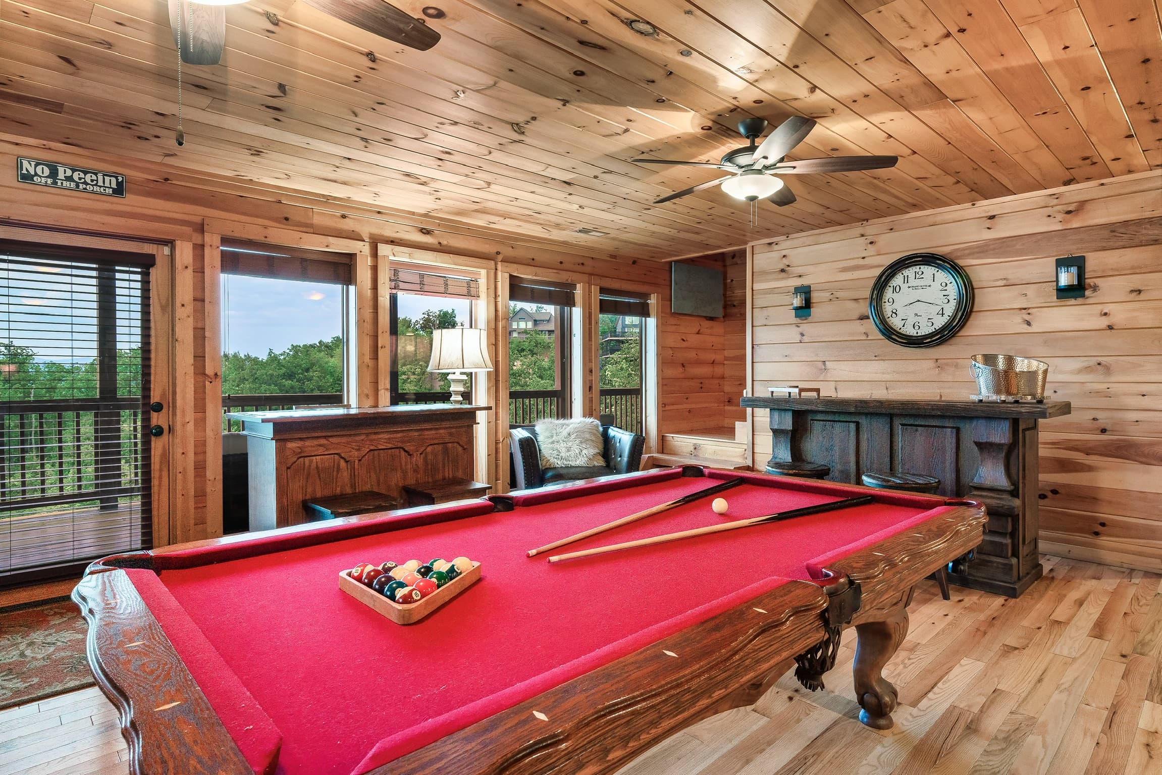 Heaven's Edge luxury cabin at Cobbly Nob Resort, Gatlinburg — photo 21