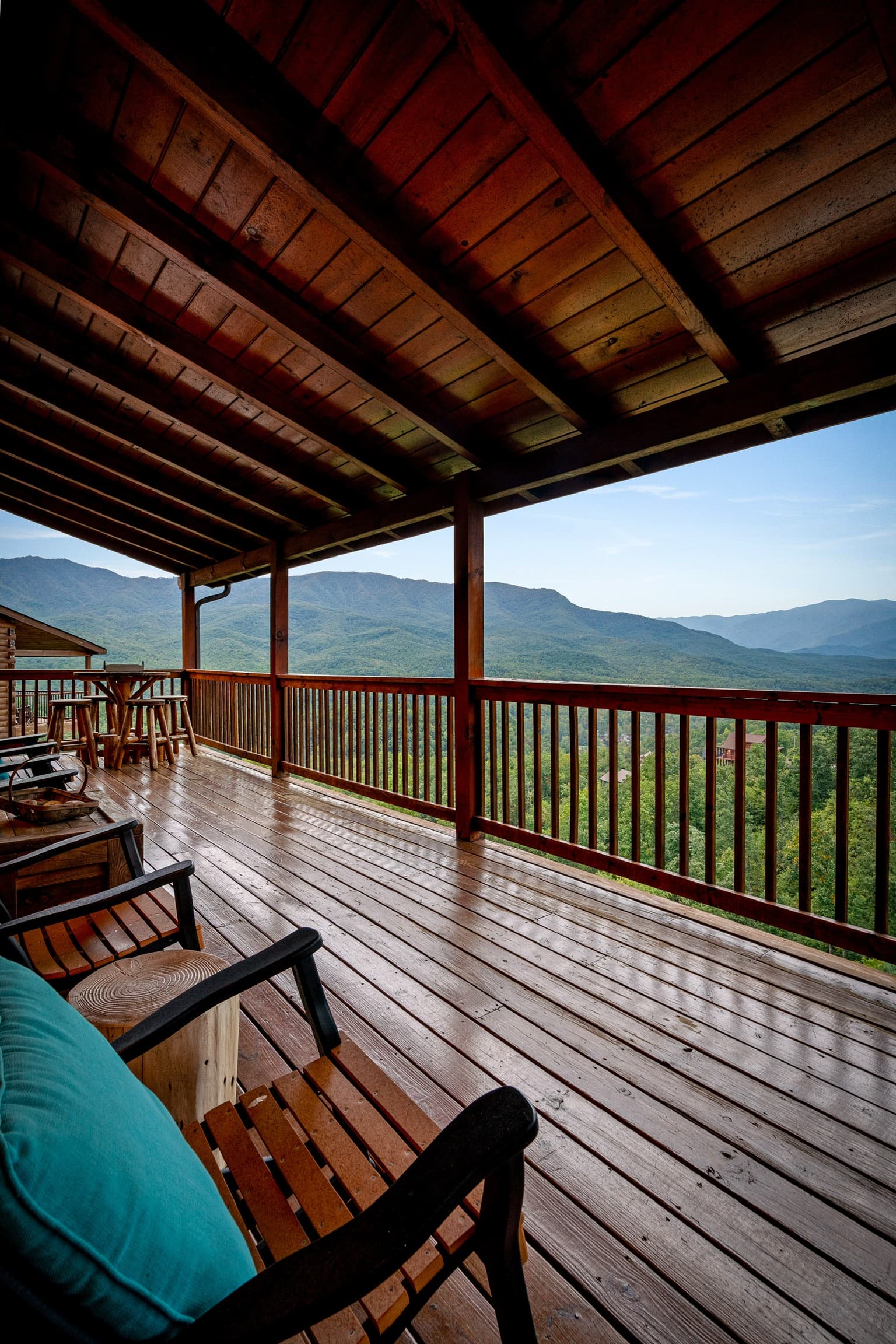 Heaven's Edge luxury cabin at Cobbly Nob Resort, Gatlinburg — photo 28
